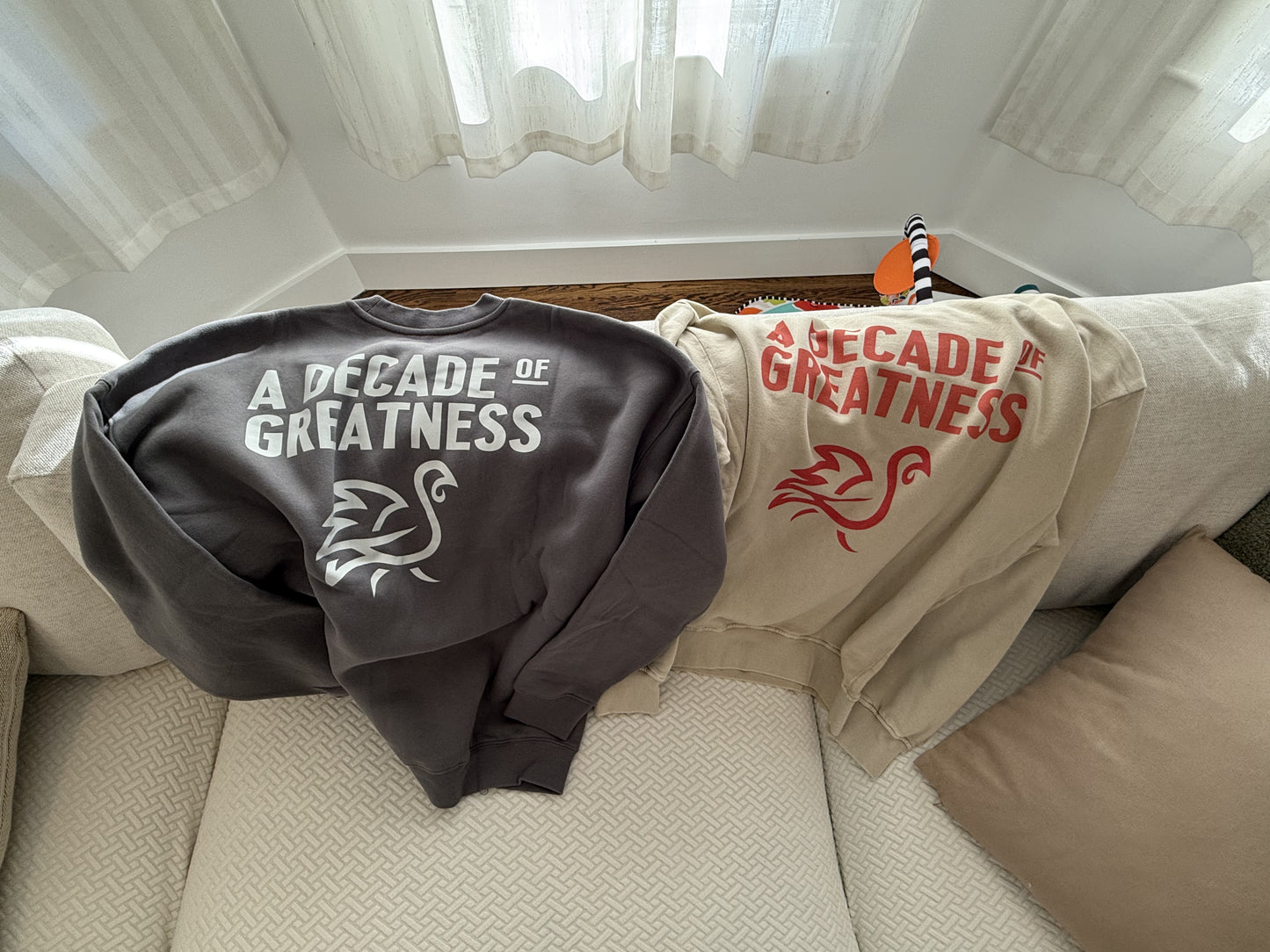 2024 DECADE CREW (GRAY)